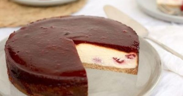 Baked Raspberry Cheesecake