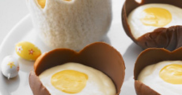 Creamy Chocolate Mousse Eggs