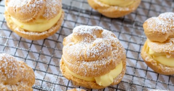 Homemade Cream Puffs Recipe - Flyers Online