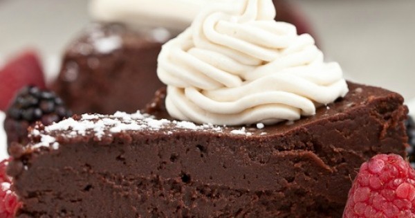 Flourless Chocolate Cake with Kahlua Whipped Cream