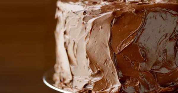 Lindt Basic Chocolate Cake