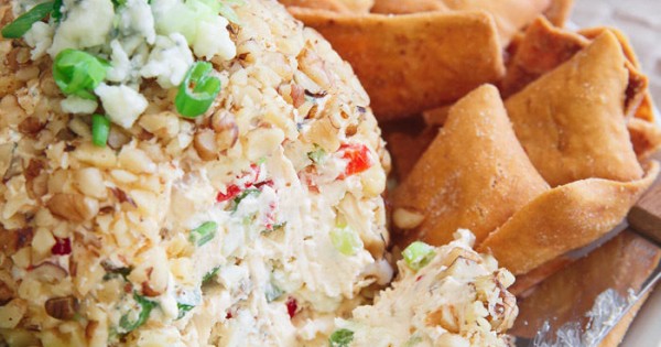 Buffalo Cheese Ball