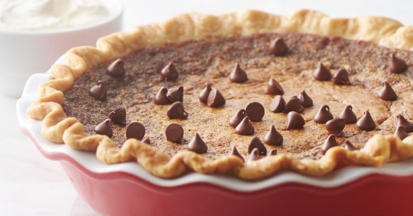 Chocolate Chip Caramel Pie