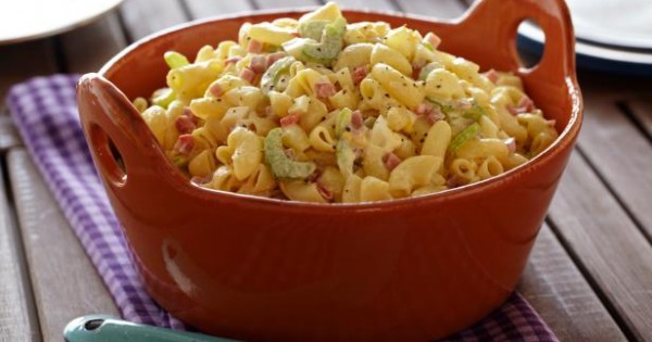 Old-Fashioned Macaroni Salad