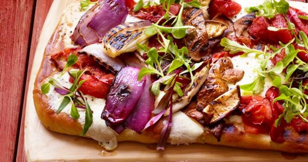 Grilled Everything Pizza