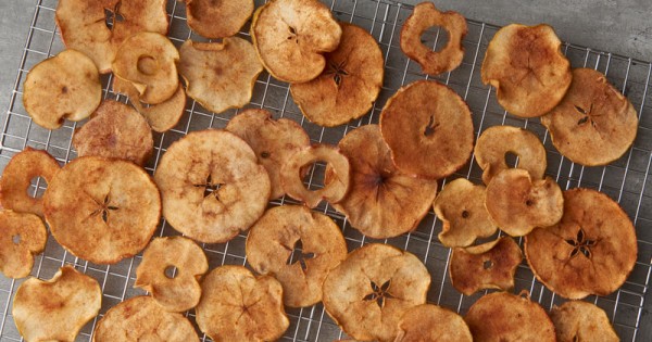 Easy Baked Apple Chips