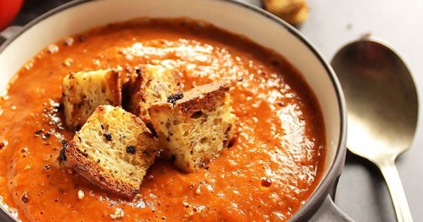 Healing Roasted Tomato and Red Pepper Soup