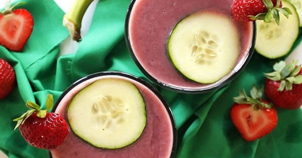 Strawberry Banana Cucumber Smoothie
