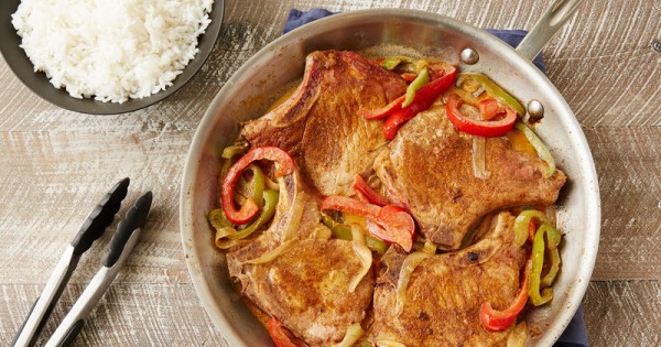 Creamy Smothered Cajun Pork Chops