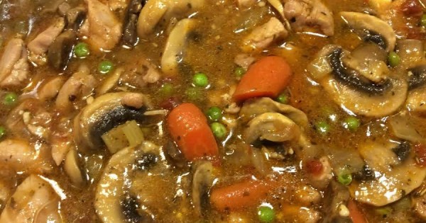 Easy Low Carb Chicken and Mushroom Stew Recipe - Flyers Online