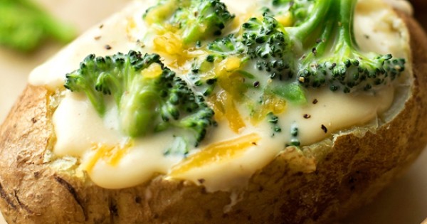 Cheesy Broccoli Stuffed Potatoes