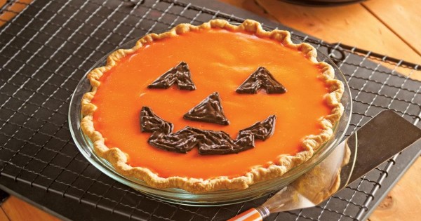 Jack-o-Lantern Orange-Pumpkin Pie