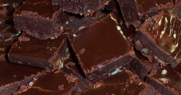 Old-Fashioned Chocolate Fudge