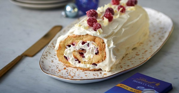 Lindt White Chocolate Cranberry Yule Log