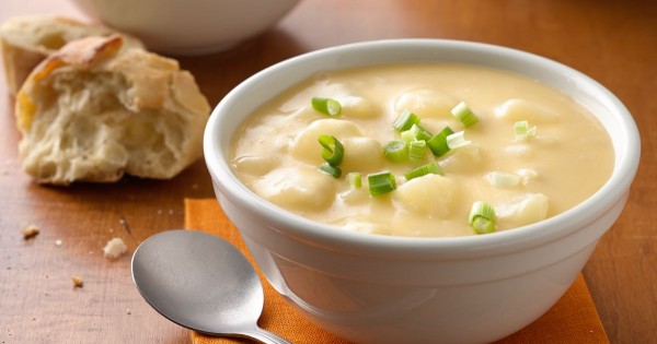 Cheesy Potato Slow-Cooker Soup