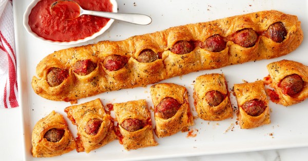 Pull-Apart Crescent Meatball Sliders