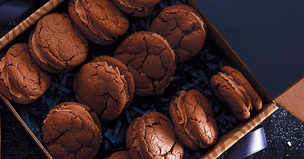 Nutella sandwich cookies