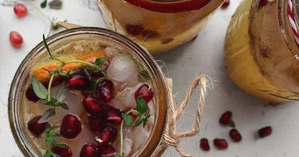 Ginger kombucha mocktail