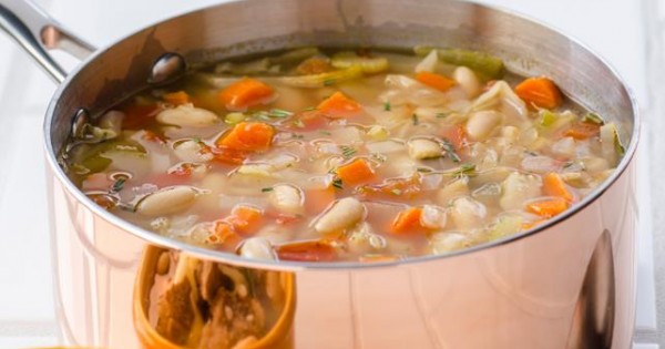 Tuscan White Bean & Vegetable Soup