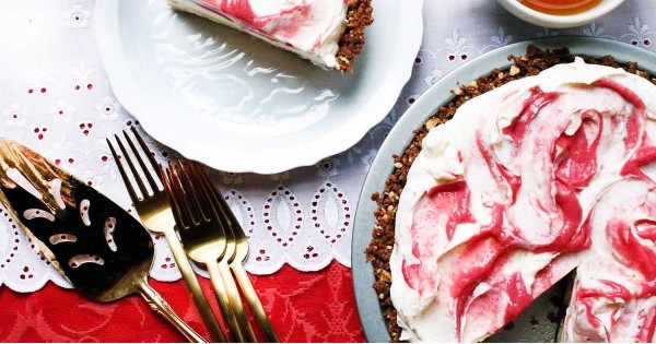 Cranberry Lime Pie with Gingersnap Crust