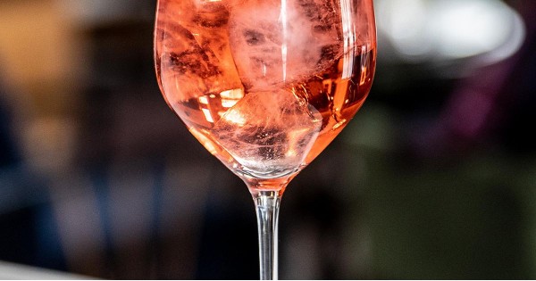 Raspberry-Rhubarb Spritz