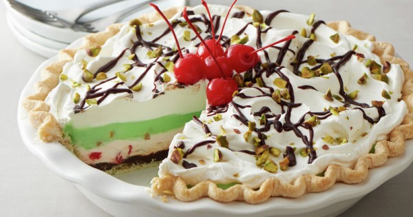 Black-Bottom Spumoni Layer Pie