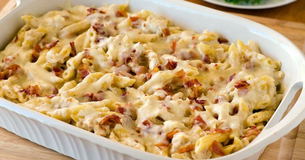 Chicken-Bacon-Ranch Baked Penne
