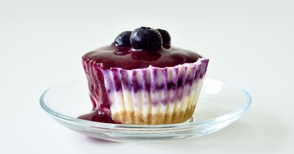 Vegan Lemon Blueberry Cheesecake