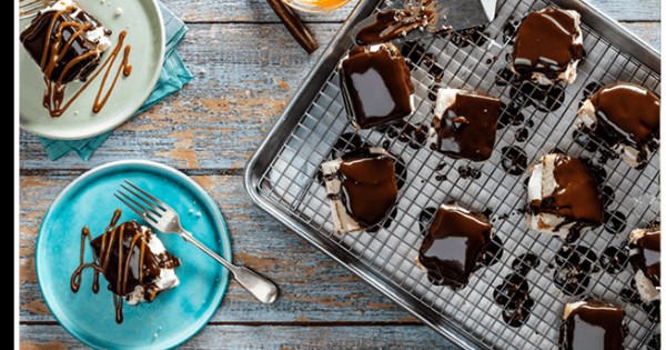 Deconstructed Glaze Cake