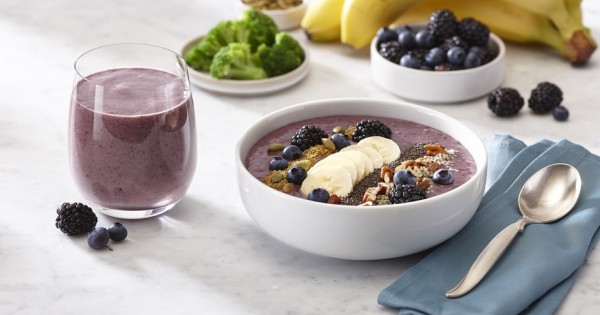 Broccoli and super fruit protein smoothie