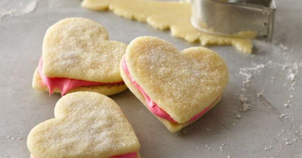 Easy Valentine Sandwich Cookies