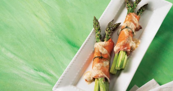 Spiced gouda asparagus gratin