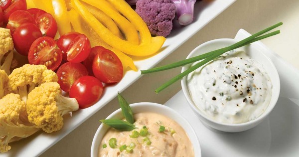 Raw veggie dip duo
