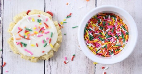 Copycat Frosted Swig Sugar Cookies