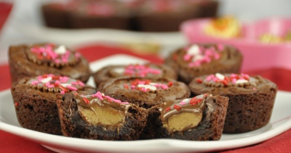 Peanut Butter Cup Brownie Bites