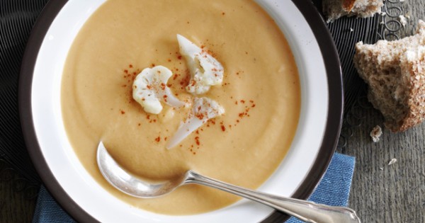 Cheddar and Cauliflower Soup