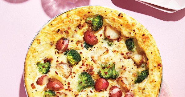 Skillet broccoli and potato frittata