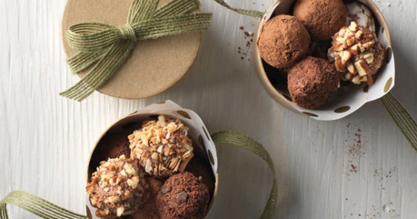 Chocolate-Strawberry Truffles