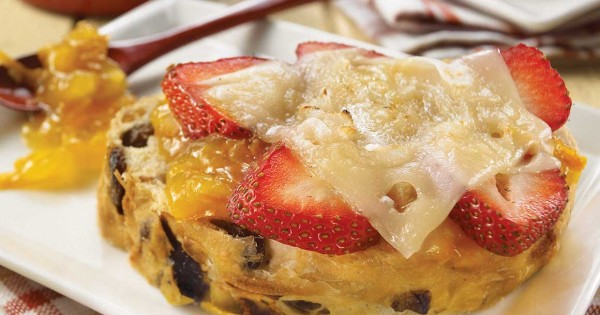 Morning Croque with fruits and Mont-Gleason cheese