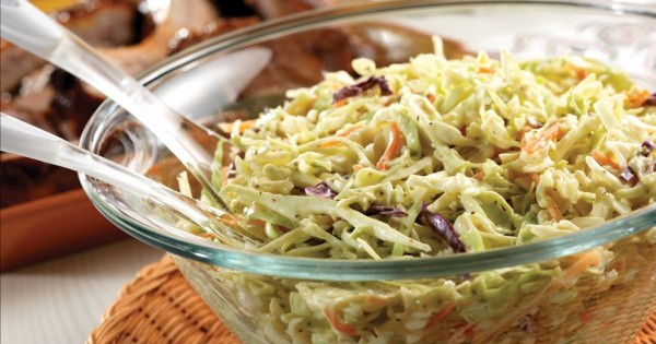 Easy Creamy Coleslaw