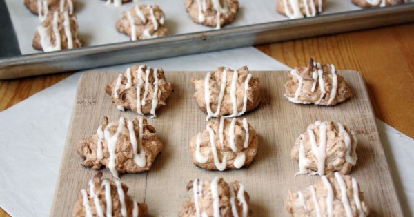 Carrot Cake Macaroons with Maple-Cream Cheese Glaze