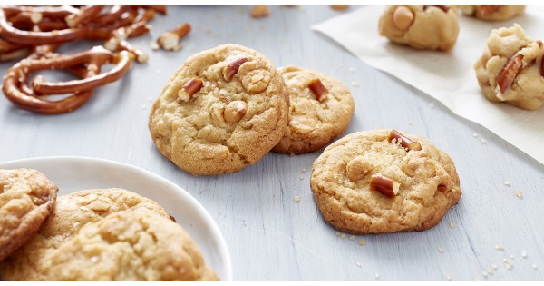 Butterscotch Pretzel Cookies