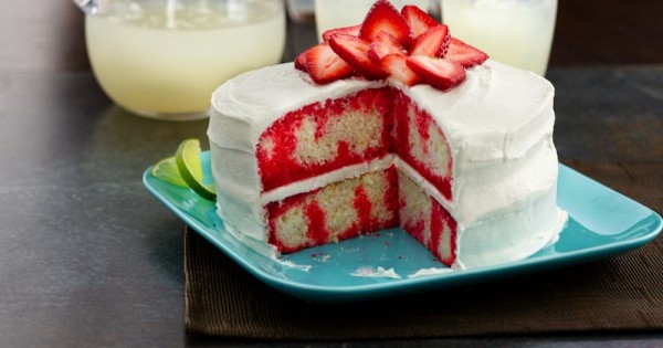 Strawberry-Lime Daiquiri Poke Cake