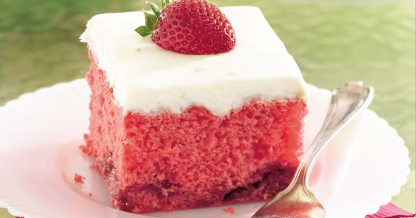 Strawberry Daiquiri Cake