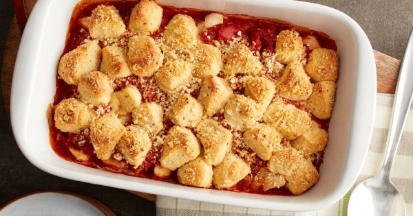 Easy Chicken Parmesan Casserole