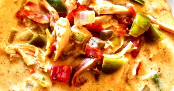 Slow Cooker Creamy Chicken Taco Soup