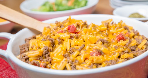 Cheddar Macaroni Beef Casserole