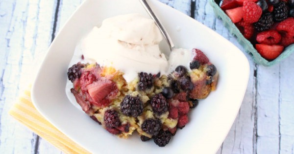 Very Berry Slow-Cooker Cobbler