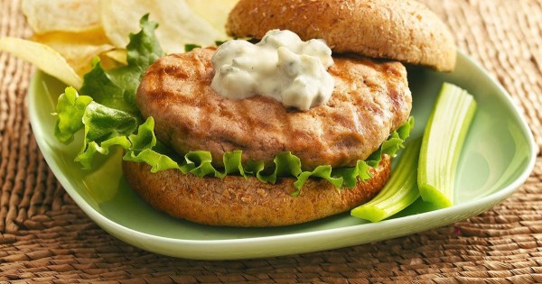 Buffalo-Blue Cheese Grilled Chicken Burgers