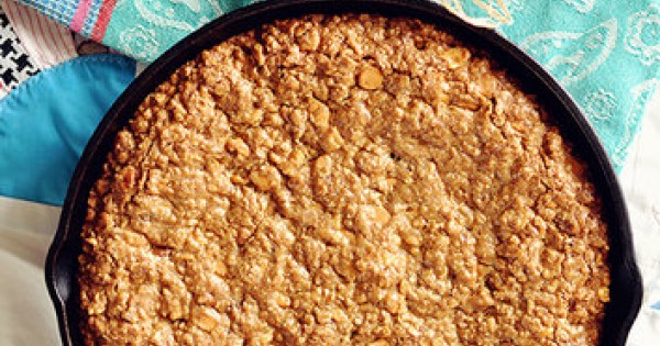 Cast Iron Butterscotch-Oatmeal Cookie Skillet With Butterscotch-Bourbon Drizzle
